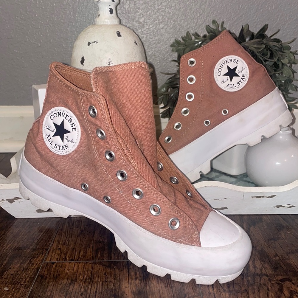 Womens Converse Chuck Taylor All Star Hi Lugged Sneaker - Mineral Clay